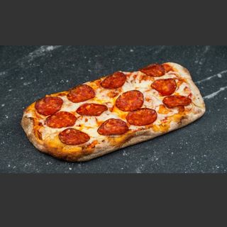 Rocky kulen - peperoni + coca cola limenka 