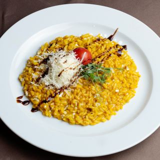 Rižoto sa piletinom i šafranom