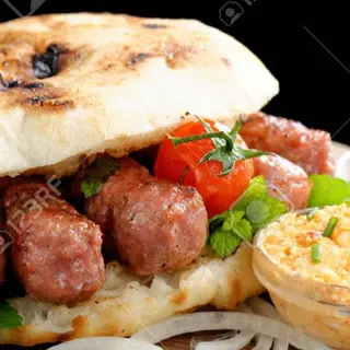 Cevapi na lepinji