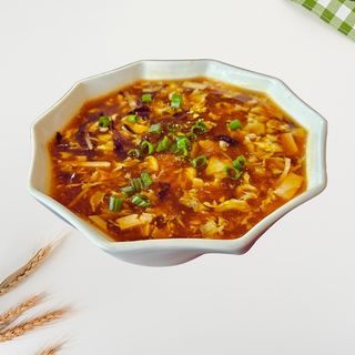 33. Vruća i kisela supa 酸辣汤 Hot and sour soup 6kom