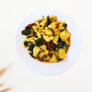 81. Salata od krastavaca 拌黄瓜
