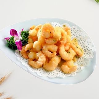 5. Prženi škampi 20 kom 炸虾 Fried shrimp