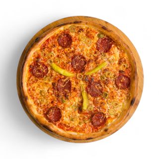 PIZZA SA JUNEĆIM KULENOM 32CM