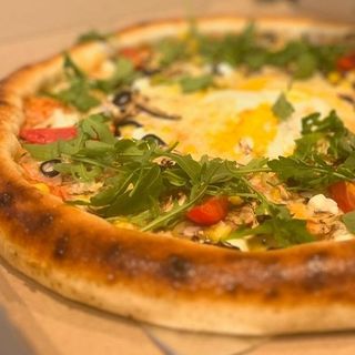 PIZZA VIKTORIA 50CM (sa punjenim krajevima)