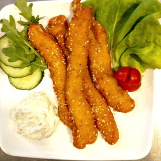 Pileći štapići sa susamom