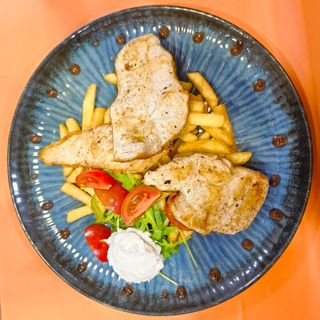 Pileći file na roštilju