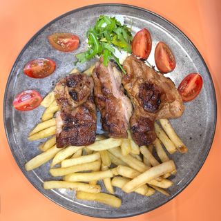 Dimljeni batak na roštilju