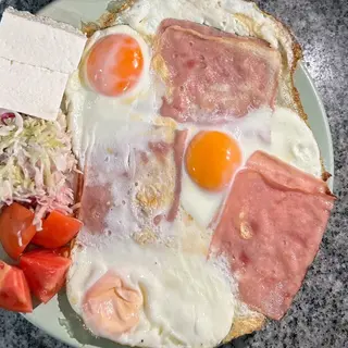 Jaje na oko sa šunkom