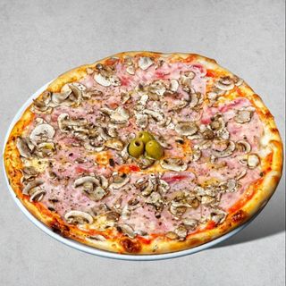 Pizza Capricciosa 42