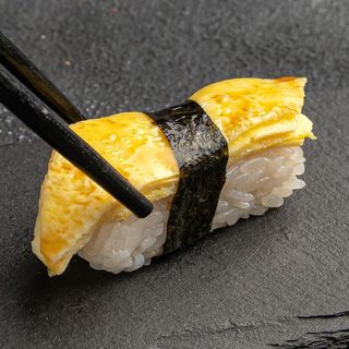 Nigiri tamago