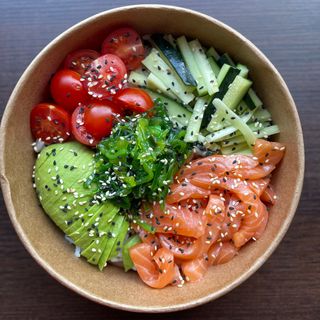 Poke sa lososom
