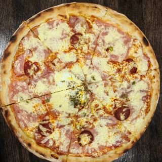 Tečakuva porodična pizza +4 palačinke