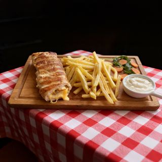 Punjeni pileći file 300g