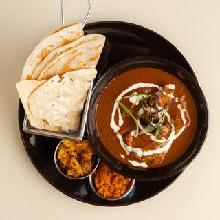 Pileći curry sa rotijem