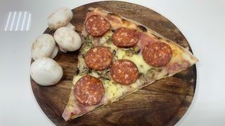 Kulen pizza parče
