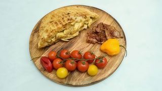 Piletina sa kačkavaljem i slaninom