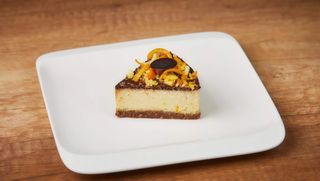 Presna Narandža Urma  parče torte posno