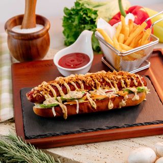 "Käsekrainer " Kifla