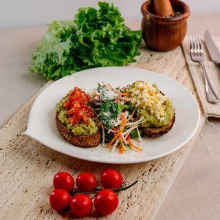 Guacamole Brusketi "Renaissance"