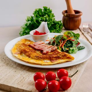 Omlet Slanina i Mladi sir