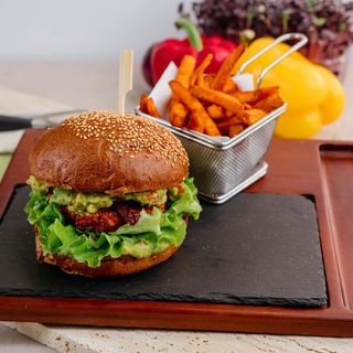 Guacamole Veggie Burger