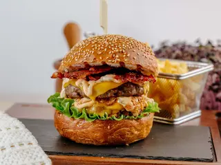 Renaissance Burger
