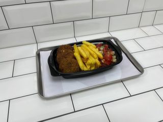 Falafel porcija sa pomfritom