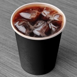 Bamble kafa sa sokom od višnje hladna