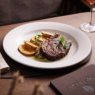 Suvidiran svinjski vrat