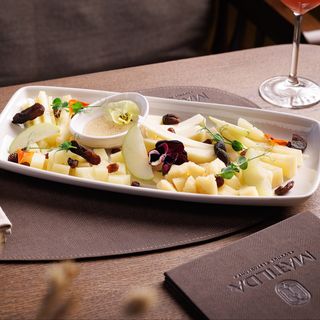 Chef ' s selection cheese plate