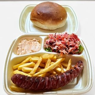 Obrok kobasica sa sirom