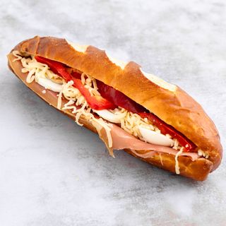 Bavarski sendvič sa pršutom 190g