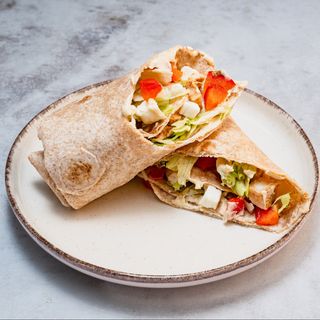 Tortilla sa piletinom i guacamole sosom