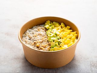 Kaša sa mangom i avokadom 440g