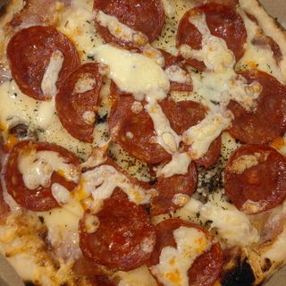 Peperoni pizza 42cm + 4 palačinke