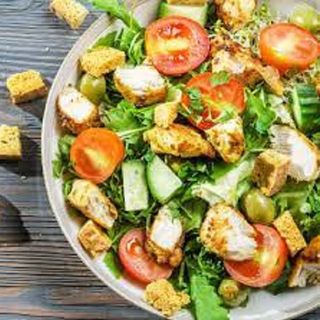 Cezar salata sa piletinom
