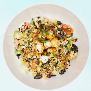 Poke bowl sa gamborima