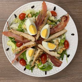 Cezar obrok salata velika