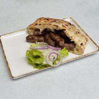 10 ćevapa u pola somuna