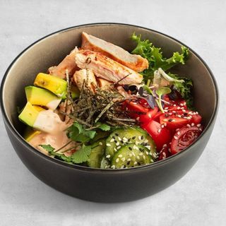 Poke sa đumbirom piletinom