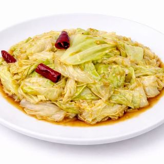 Začinjeni prženi kupus