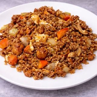 Prženi pirinač sa crnim biberom