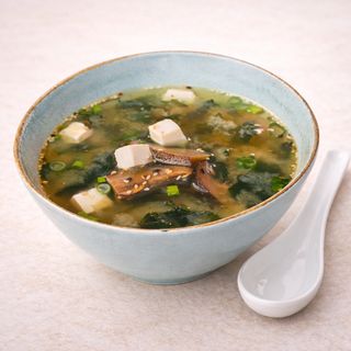 MISO SUPA PEČURKE