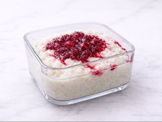 Proteinaki sutlijaš sa višnjama