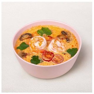 Supe Tom jam sa škampima, ljuto