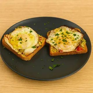 Avokado tost sa jajima