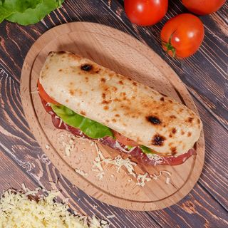 Sendvič goveđa pršuta + Coca Cola 0.5l