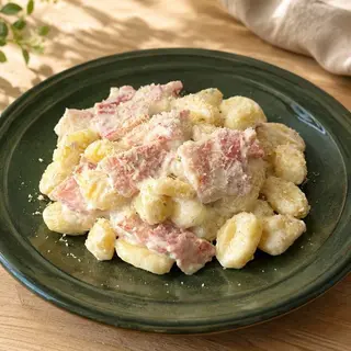Njoke Carbonara
