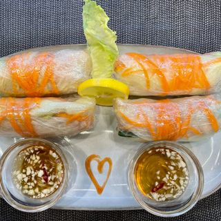 Spring rolls with beef - 4 pieces
