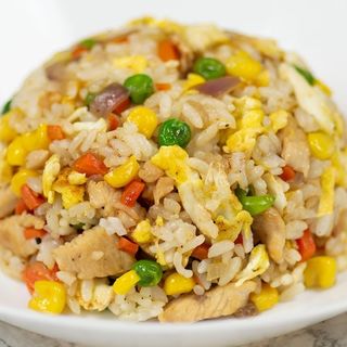 113 Pohovana piletina sa pirinčem